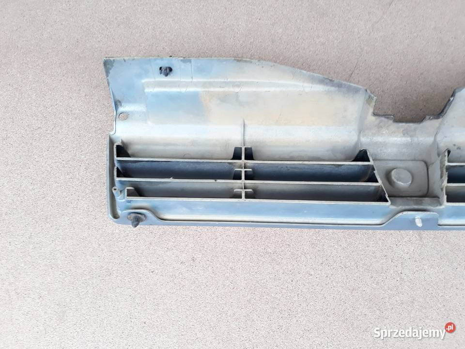 SUBARU LEONE GRILL ATRAPA ZDERZAKA PRZÓD Międzychód