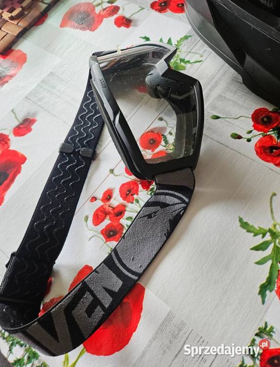 Sprzedam kask motocyklowy z goglami Radzyń Chełmiński