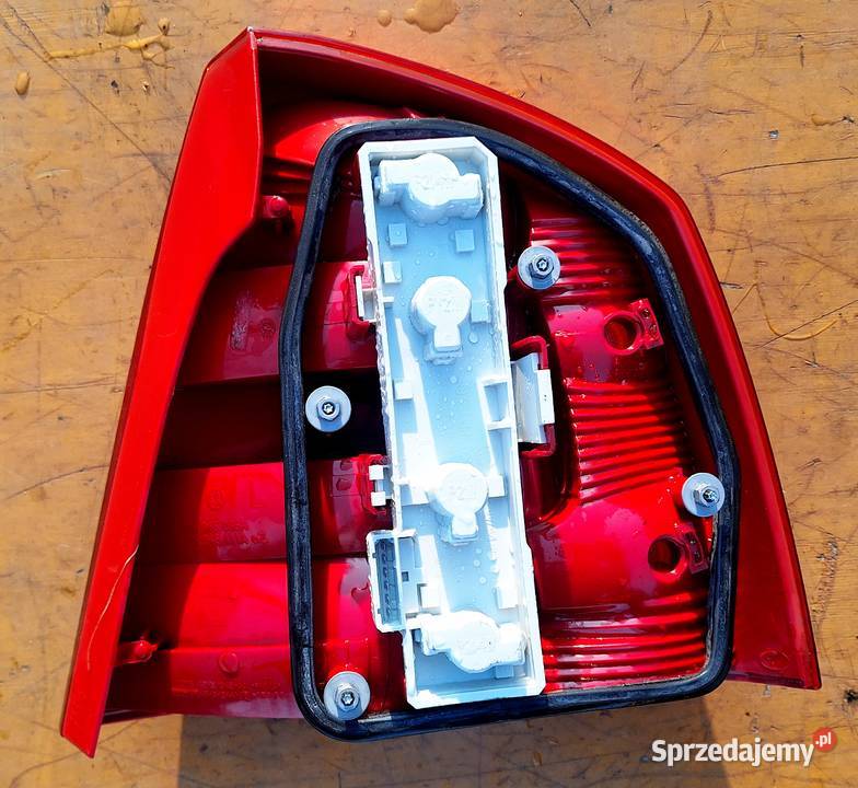 SKODA OCTAVIA II 2 LAMPA TYŁ LEWA 1Z5945095A mazowieckie Radom