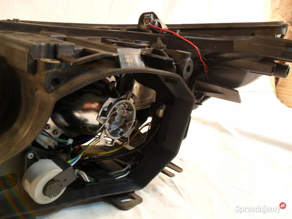BMW E60 E61 Reflektor prawy przedni lampa prawa Nowy Tomyśl sprzedam