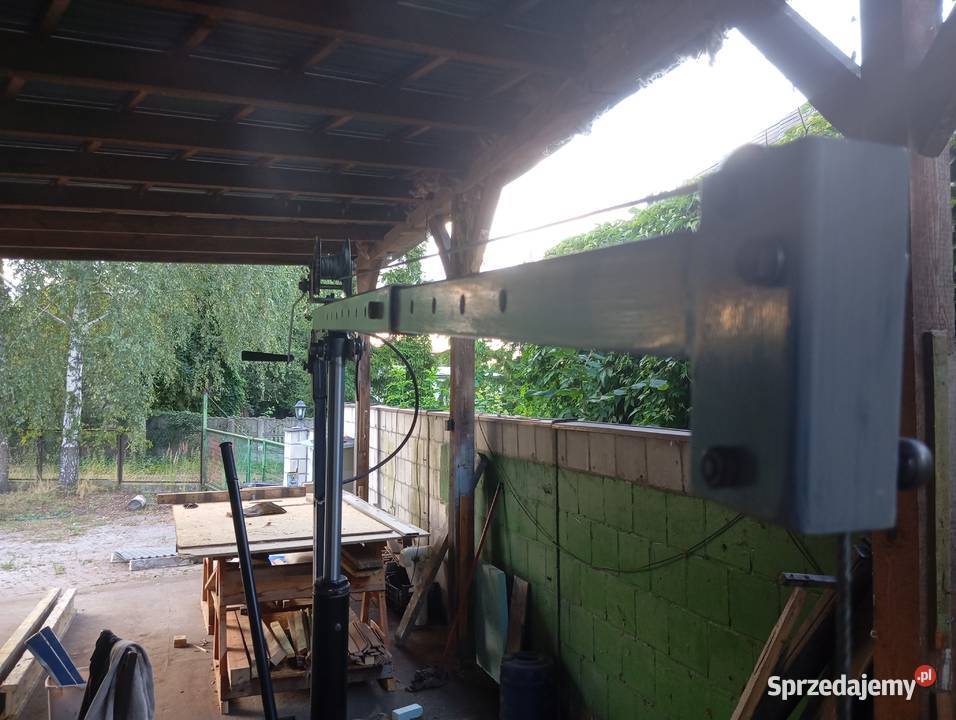 Żuraw warsztatowy Chruszczobród