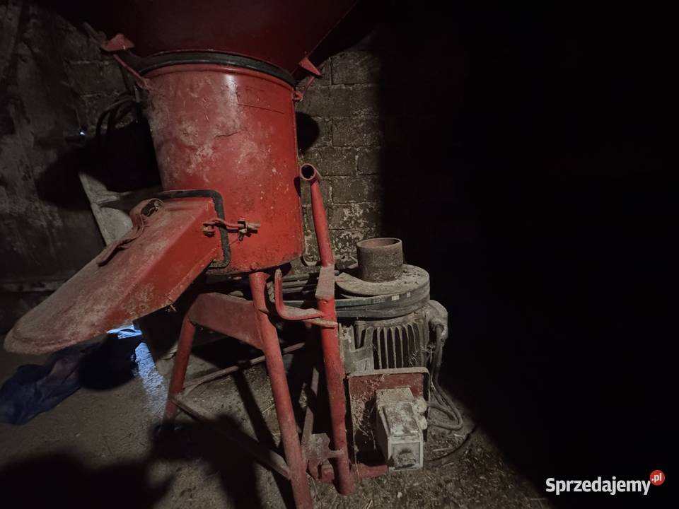 Śrutownik bąk 55kw Korzenna