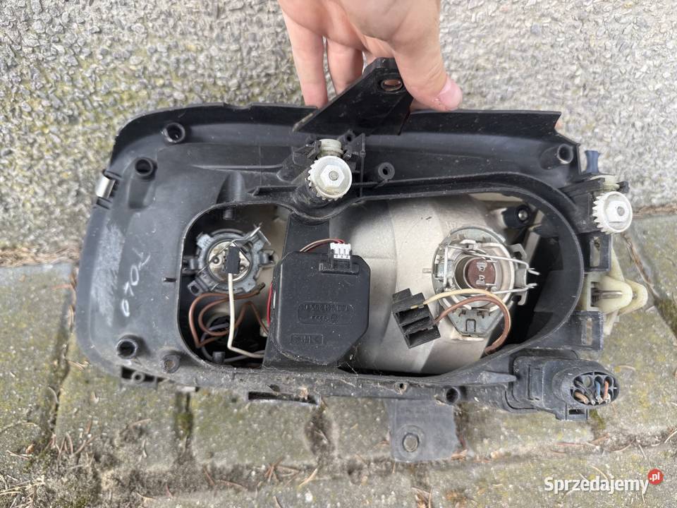 Lampa przód lewa VW Polo 6n