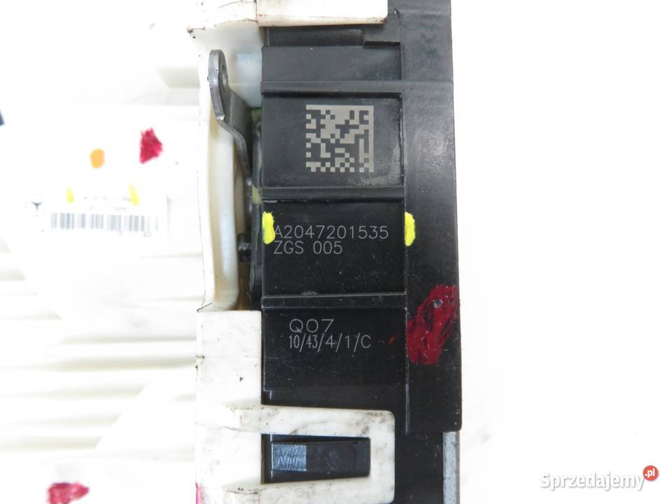 ZAMEK LEWY PRZEDNI MERCEDES C207 2047201535