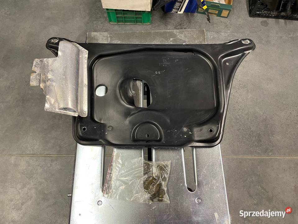 BMW E36 coupe i cabrio Z3 belka poprzeczna