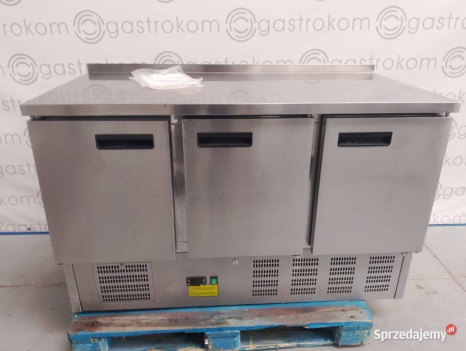Stół chłodniczy 3 drzwiowy 368 l Stalgast 842039
