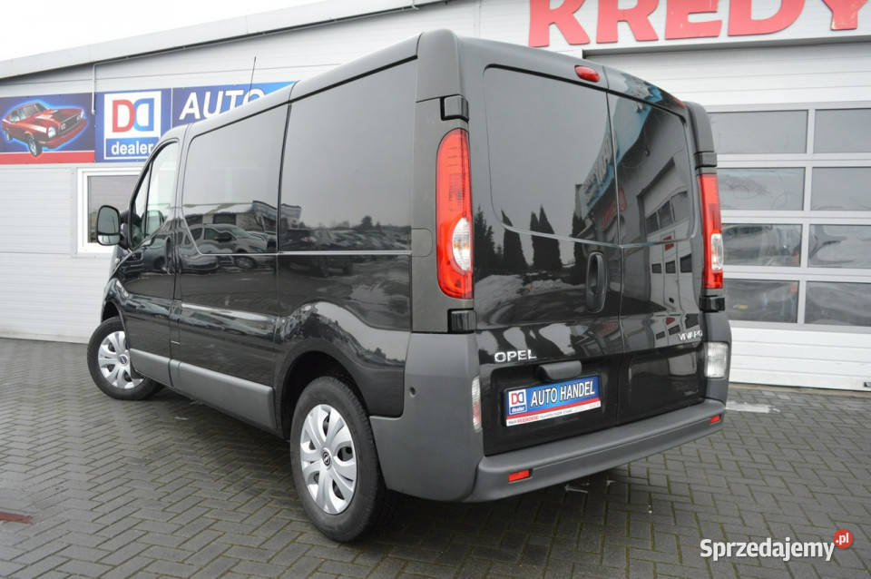 Opel Vivaro 20 CDTI 6 osobób Brygadówka przyciemniane szyby lubelskie Hrubieszów