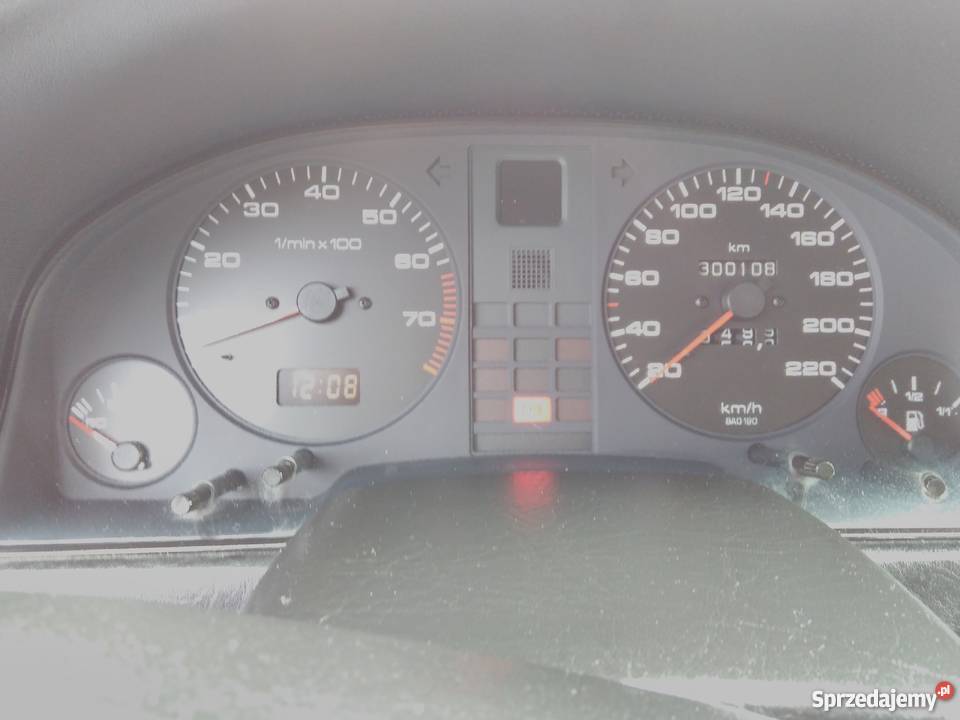 Sprzedam Audi 80 B4 kombi 2 l benzyna gaz Rok produkcji 1994 Chełm