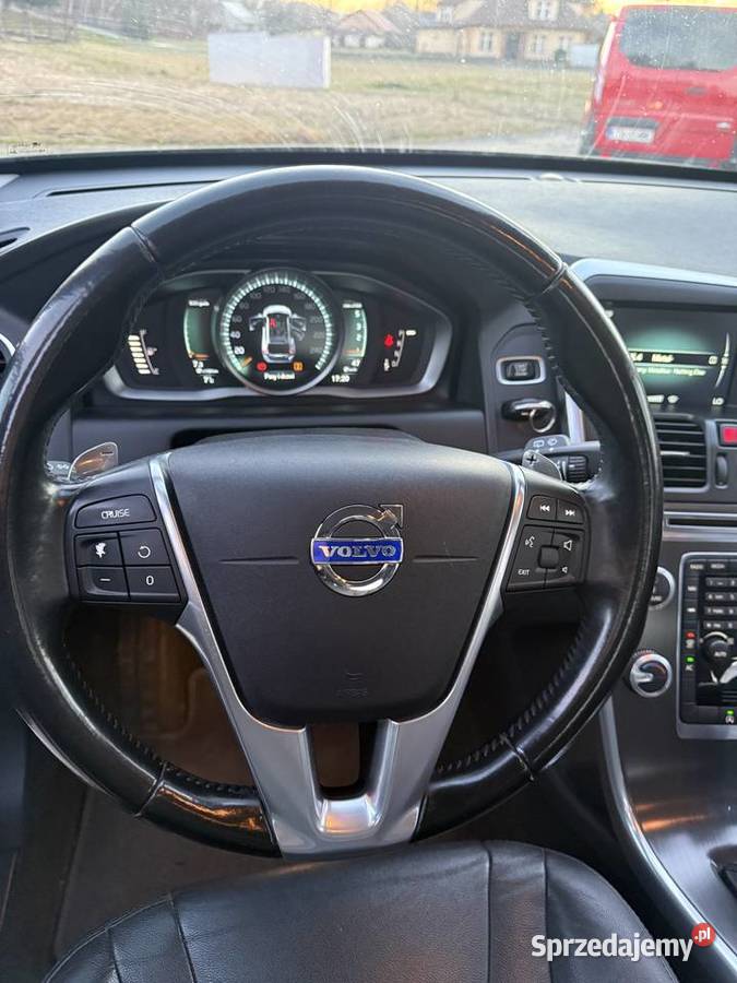 VOLVO XC60 2015r ŁADNE I ZADBANE 1969cm3 Łękawica
