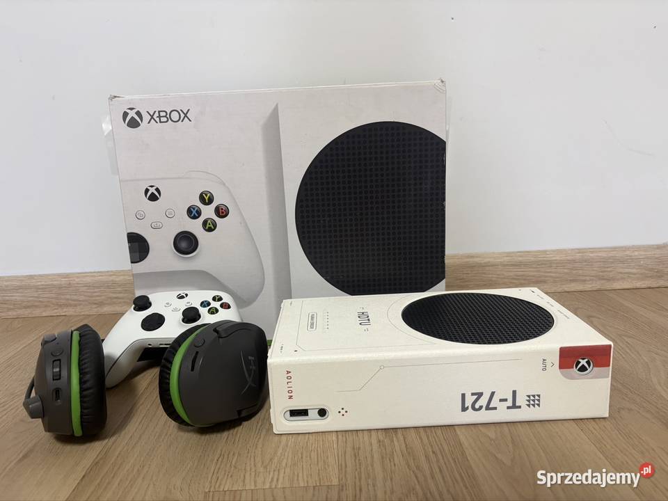 Konsola Xbox series s dodatki Majdan Sieniawski sprzedam