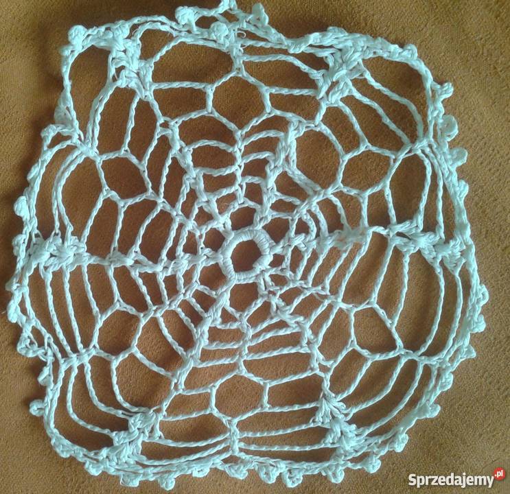 Serwetka szydełkowaserweta RĘKODZIEŁO Łódź