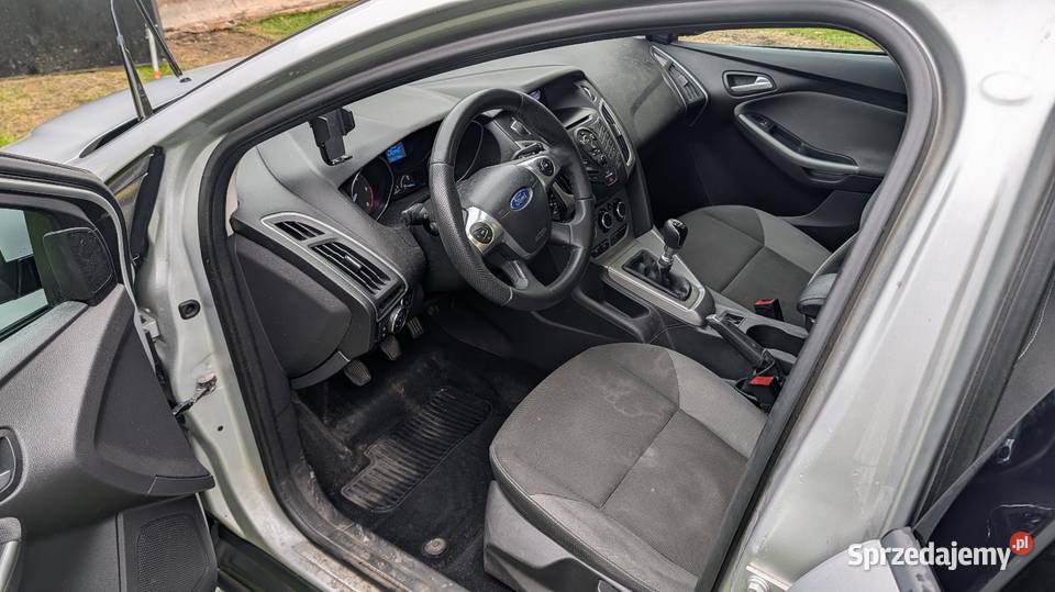 Ford focus 3 gniazdo USB
