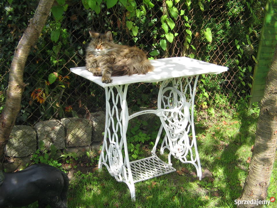 stolik z maszyny do szycia Karlino