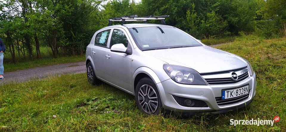 Opel Astra III H benzynaLPG 2010 215000km Kielce