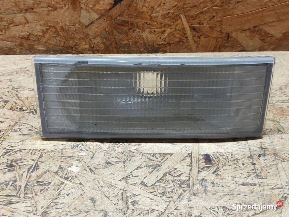 Lampa Pozycyjna VOLVO FM12 FH12 wielkopolskie Pleszew