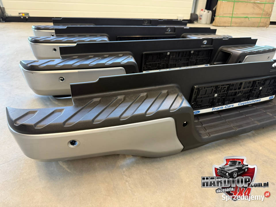 Zderzak Tylny srebrny Ford Ranger 2022