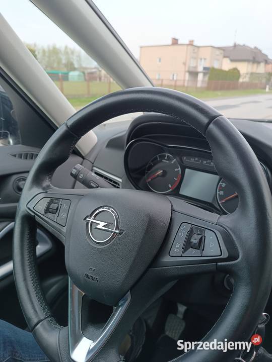 OPEL Zafira Tourer wersja c światła przeciwmgielne Wręczyca Wielka sprzedam