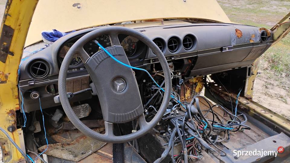 Mercedes 107 SLC Stobnica