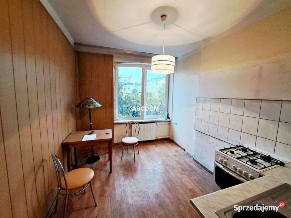 Nowa Huta dwupokojowe z jasną kuchnią balkon