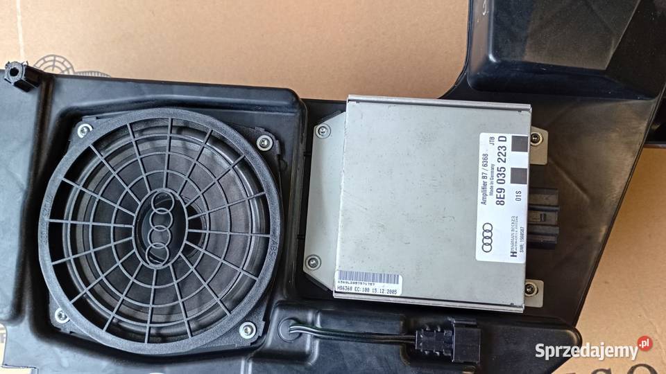 Tuba audi a4 b7 Sprzęt audio fabryczny sprzedam