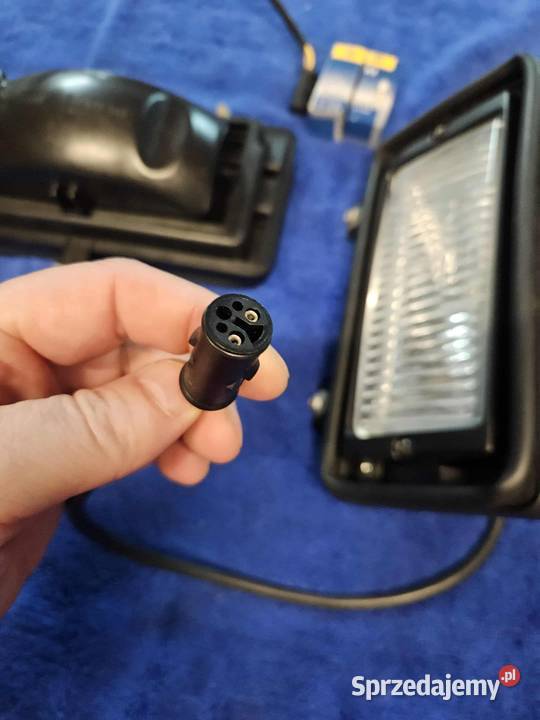 Halogeny przeciwmgielne BMW e30 wąska lampa nowe Lampy przeciwmgielne Wrocław