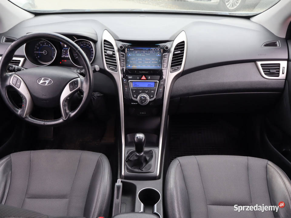 Hyundai i30 16 CVVT 93KM