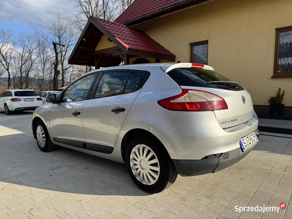 Renault megane III 2012 15 dci diesel niski Radziechowy