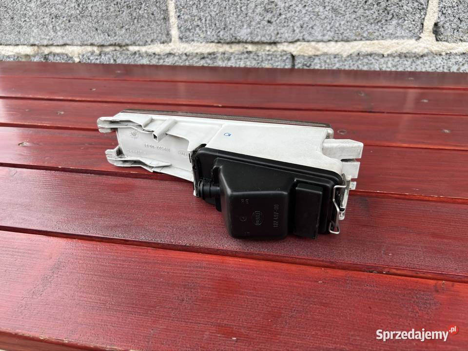 Halogen lewy Audi 80 B4 oryginał Hella lampa Jodłowa sprzedam