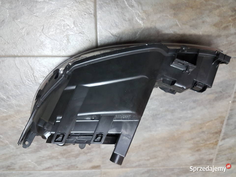PEUGEOT 206 LIFT LAMPA PRAWA REFLEKTOR PRAWY