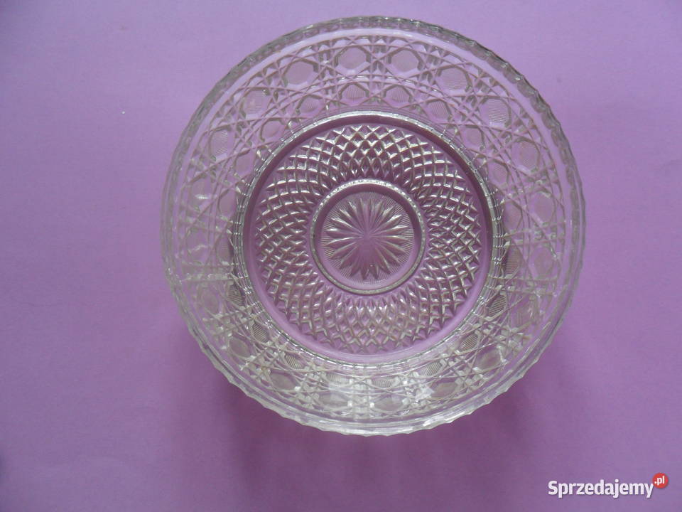 Kryształystan idealnyprzedwojenne i okres prl Porcelana i szkło