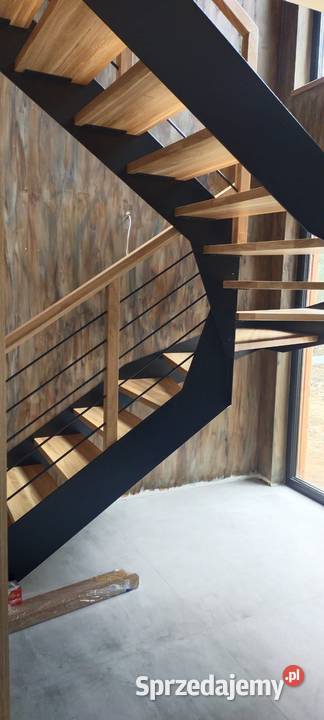 Schody stalowe policzkowe nowoczesne