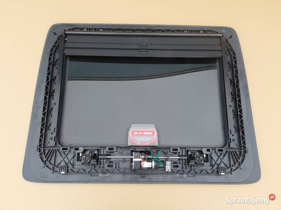 VOLVO FH4 FH5 SZYBERDACH RAMKA SILNIK ZASŁONA Pozostałe Części samochodowe Bieleń sprzedam