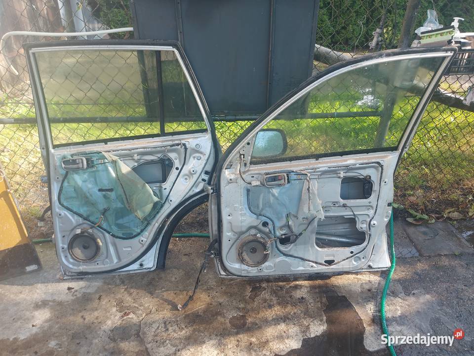 Toyota rav4 II gen 20d d4d most drzwi szyberdach 116KM Bobolice