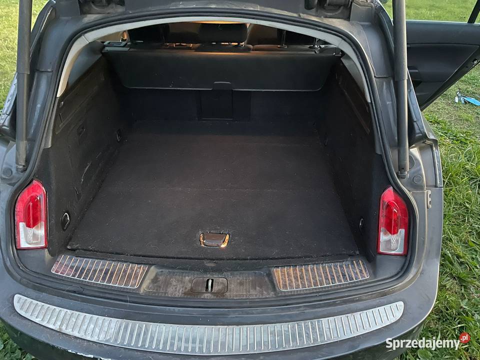 Opel Insignia Sports tourer kombi benzyna gaz 18