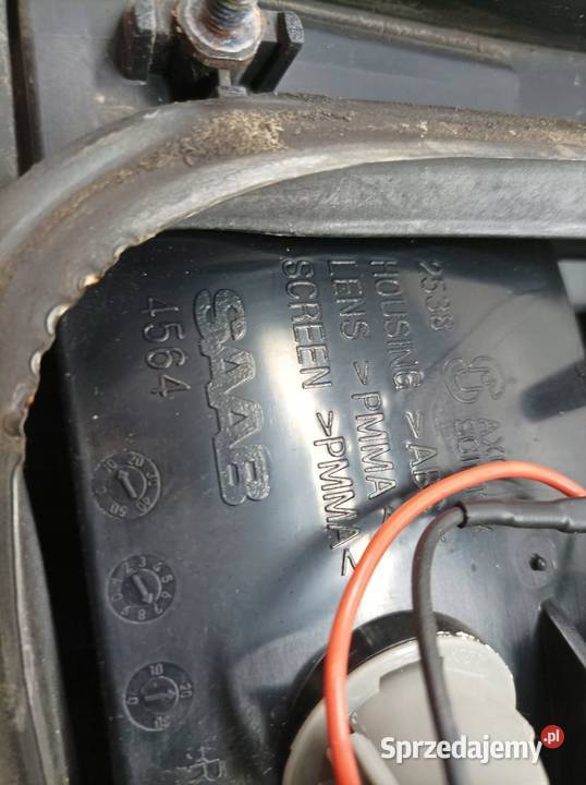 LAMPA TYŁ KOMPLET KOMBI Saab 95 I 19972009