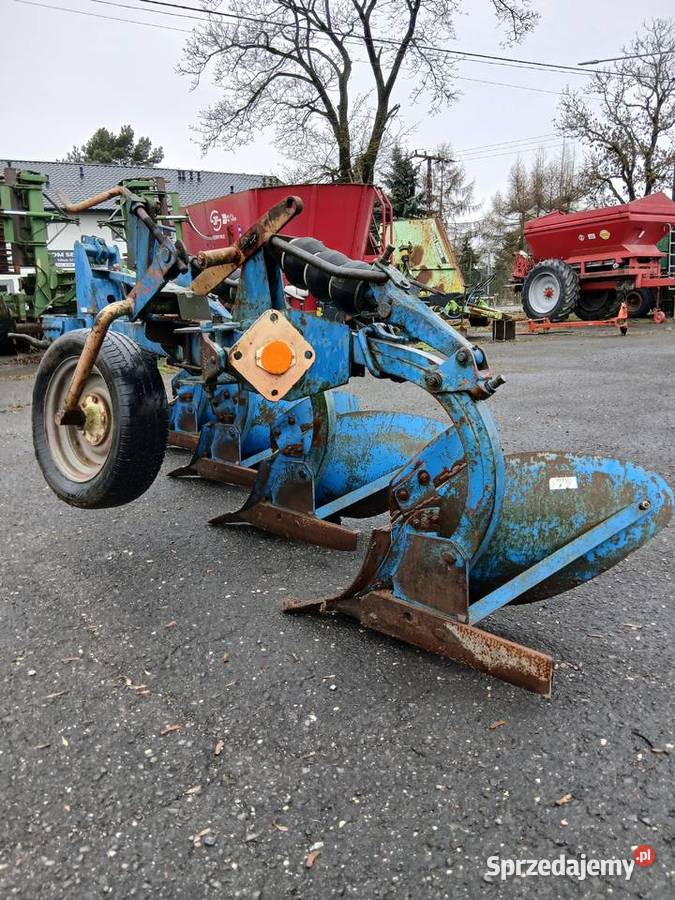 Sprzedam pług Overum 4 skinów nieuszkodzony Rożnowo