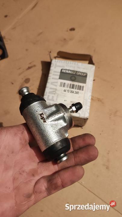2x Cylinderki hamulcowe Dacia Renault 441006424R Brzostów