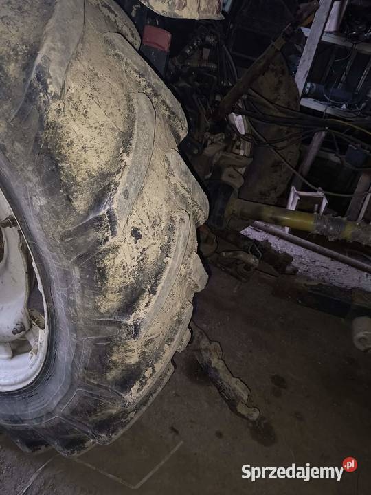 Valtra a92 z turem
