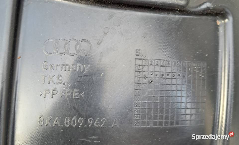 Nadkole przód przednie prawe Audi A1 8X 20102018 dolnośląskie Mielęcin