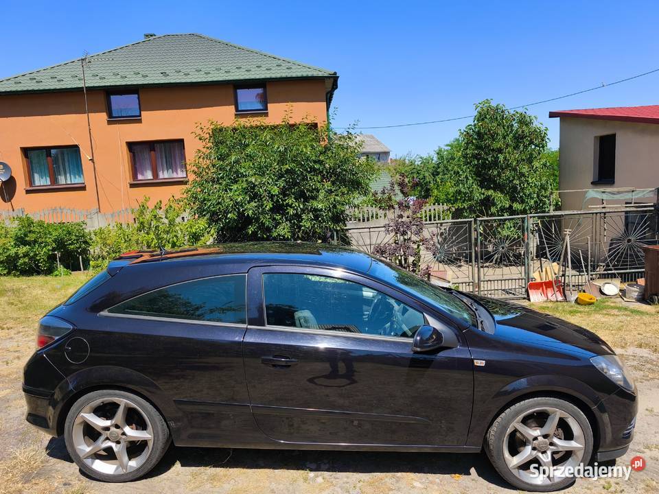 Opel Astra GTC 16 Benzyna 2009 115 Manual nieuszkodzony Balin