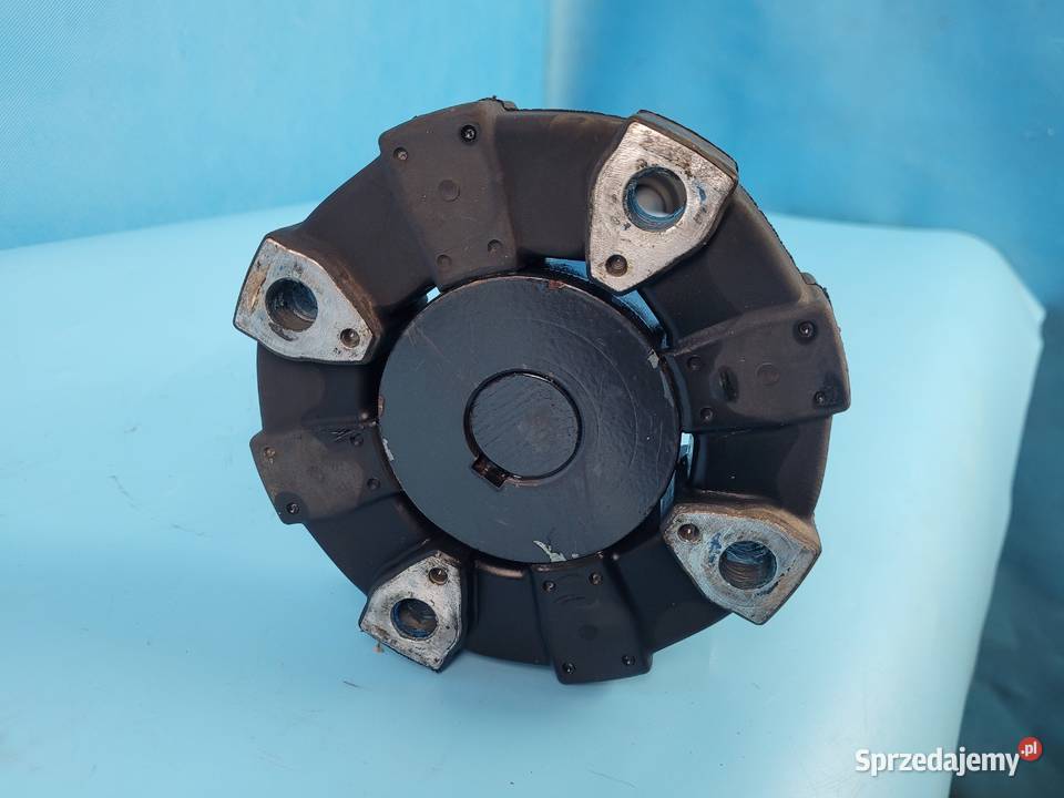 CASE IH PUMA 145 12r WAŁEK PRZEDNIEGO WOM Kolno