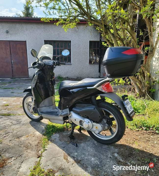 Aprilia Scarabeo 200 ie 4T 2012r 19 skuter na Radom
