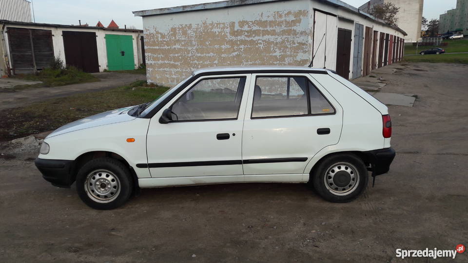 Skoda Felicja 13 LXi 96 przebieg 80 sprzedam biały Nidzica