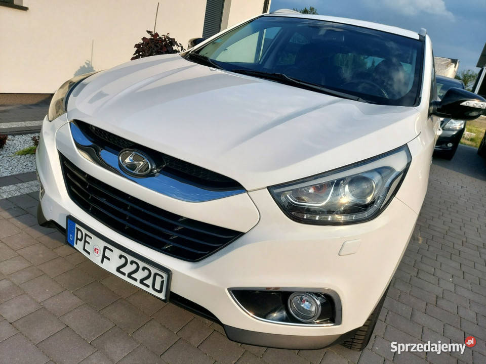 Hyundai ix35 16 benzyna xenon lift grzane fotele isofix Drelów