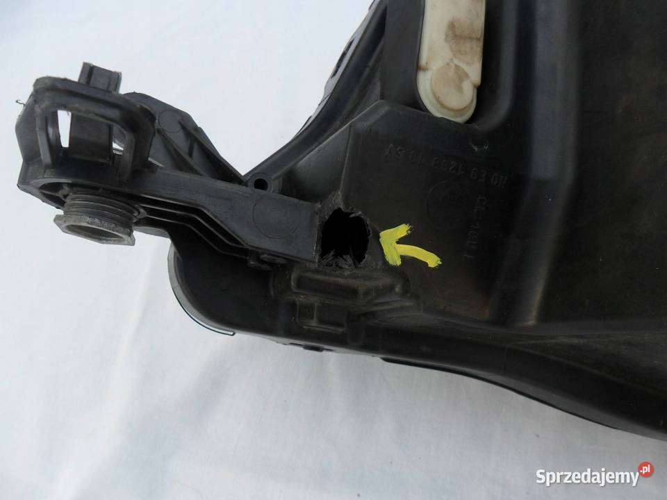 REFLEKTOR PRZÓD STRONA LEWA VOLKSWAGEN TROC Lampy przednie Nowy Tomyśl sprzedam