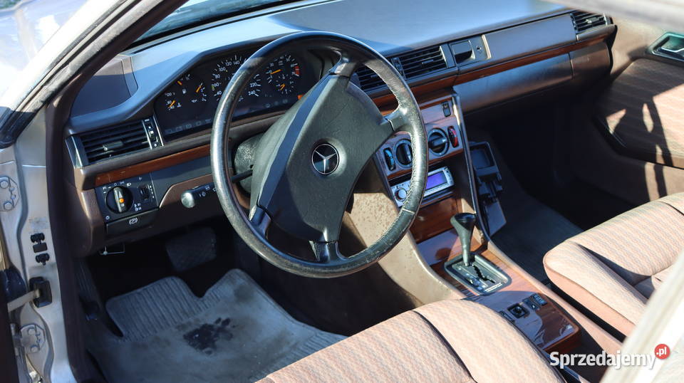 Mercedes 300ce c124 Rok produkcji 1987 Namysłów