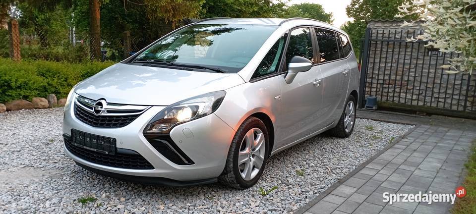 Opel zafira 20 diesel 165 2013 bezwypadkowy radio Zbrosławice