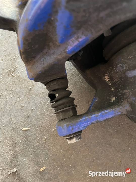 Komplet Hamulcy przód z Golfa 8r