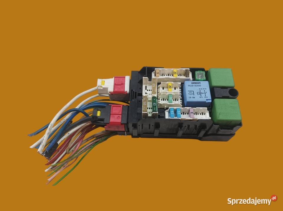 SKRZYNKA BEZPIECZNIKÓW 9665492680 16 D Peugeot