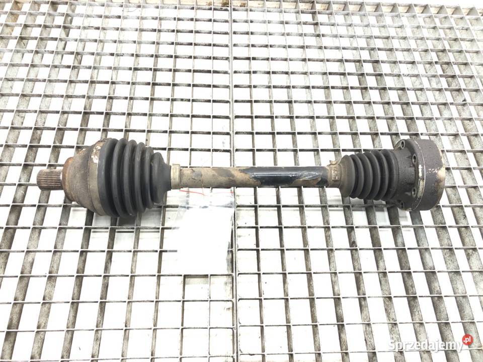 PÓŁOŚ LEWY PRZÓD SKODA OCTAVIA III 14 140